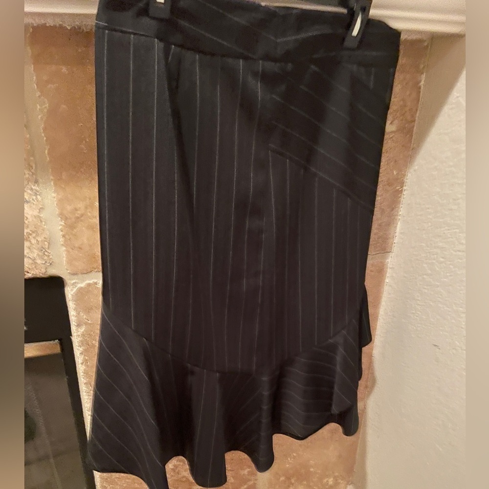 Bisou Bisou Women’s layer ruffle pinstripe asymmetrical suit skirt Business 10P - Picture 2 of 10